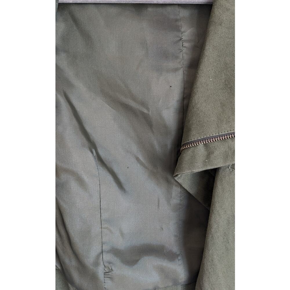 VEDA Women's Green and Black Leather Jacket - Picture 8 of 10